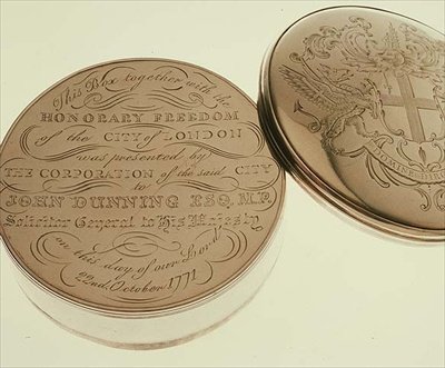 Grande scatola della libertà presentando la libertà onoraria della città di Londra a John Dunning Esq., MP, il 22 ottobre 1771 da English School